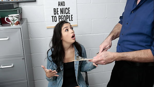 Teen Has Only Way For Not The Police Getting Involved In Her Shoplifting Case – Pervcop Morgpie Porn
